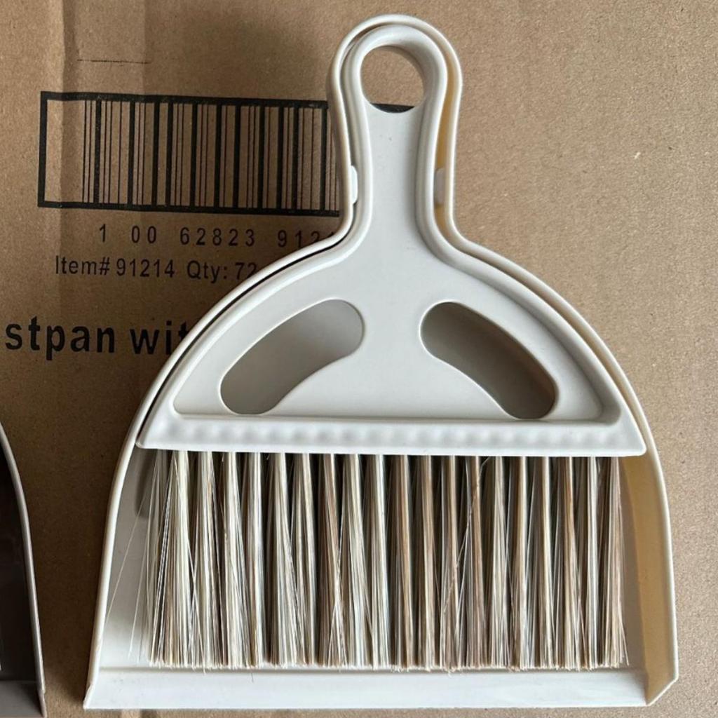 Children's Mini Desktop Broom & Dustpan Set for Keyboard Cleaning