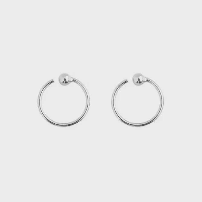 Stilvolle runde Perlenohrringe: Schickes, Vielseitiges und Einzigartiges Design für Frauen