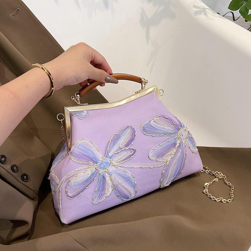 Women's Embroidered Shoulder Bag Fashion Metal Handle Crossbody Purse Chain Strap Elegant Party Clutch