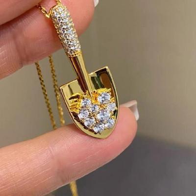Sweetheart Necklace Featuring Diamonds Inlays Elegant Designs High End Alloy Portable Accessory for Trendy Ladies