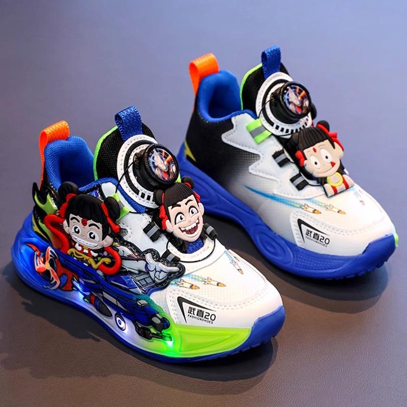 Nezha boys shoes 2025 new spring mesh breathable sneakers children's flashing dad shoes boys lightweight