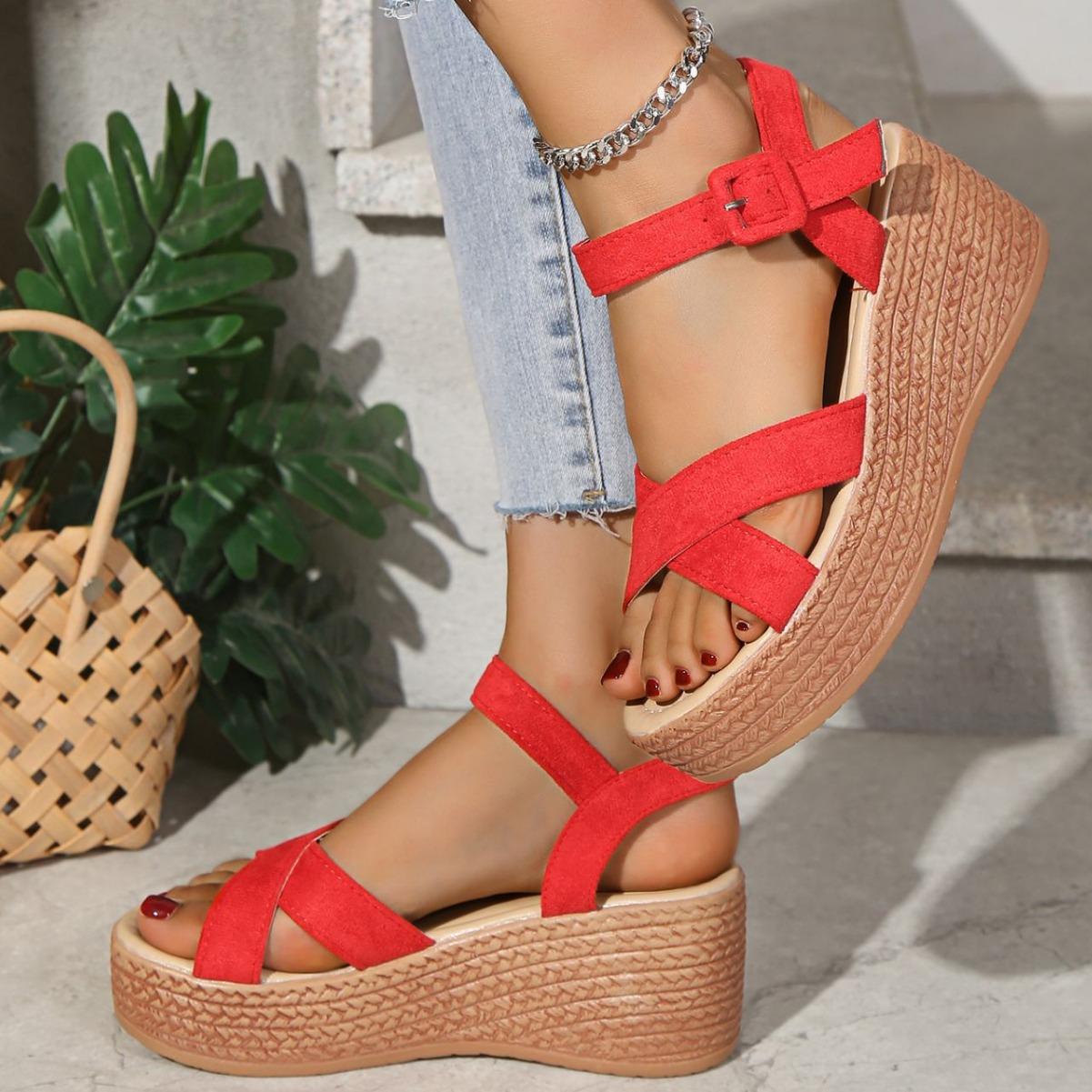 

2024 новый Т-образный каблук корейская версия универсальные на толстой подошве на платформе с открытым носком на ремешке с пряжкой босоножки на высоком каблуке 35 красный