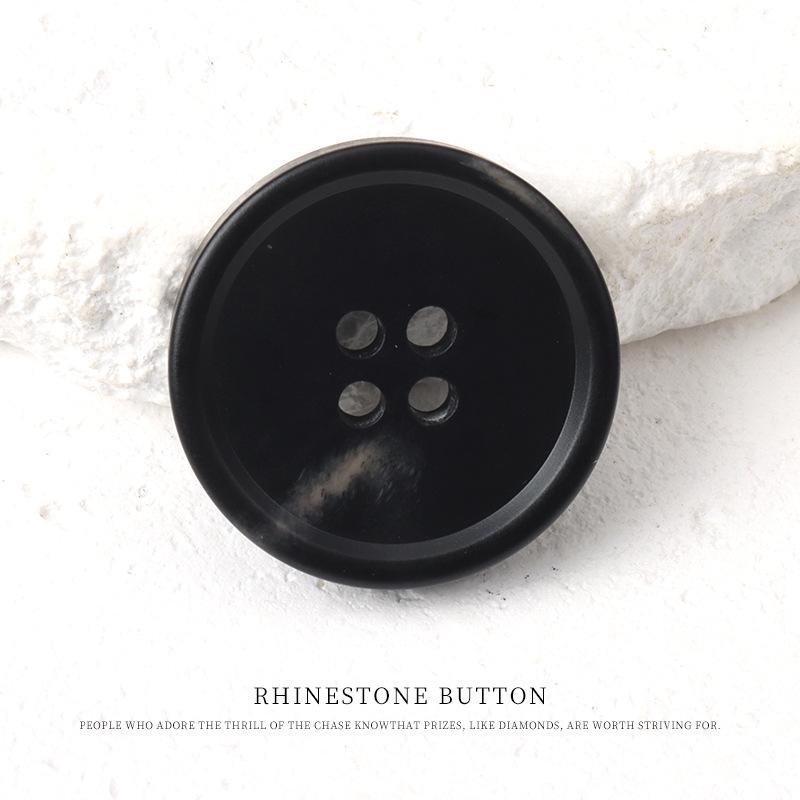 5 Stück bedruckte Harzknöpfe mit vier Ösen, High-End-Blazer, schwarzer Knopfmantel, Trenchcoat, runde Knopfaccessoires.