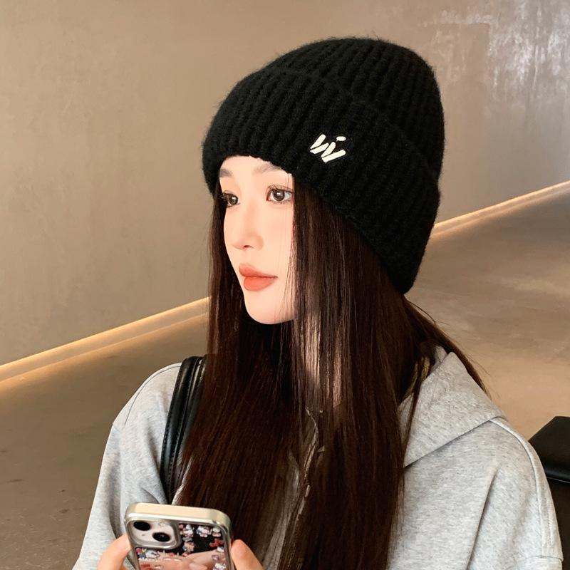 Men's and Women's Knitted Hats with Fleece On The Street Warm and Ear Protecting Versatile and Simple Couple Woolen Cold Hats  New Style