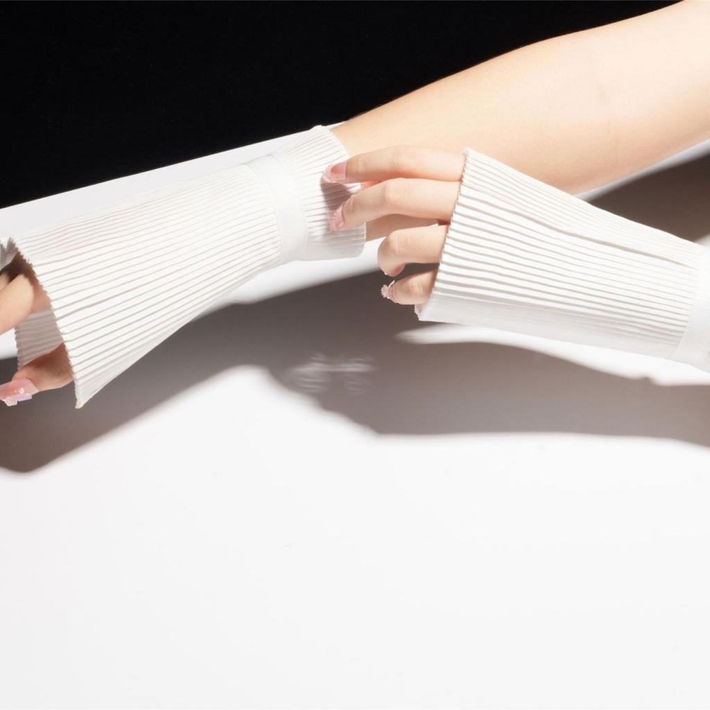 Elegant Detachable Pleated False Collar Pearls Button Shawl and Faux Sleeves Cuffs Set for Parties Costume or Casual