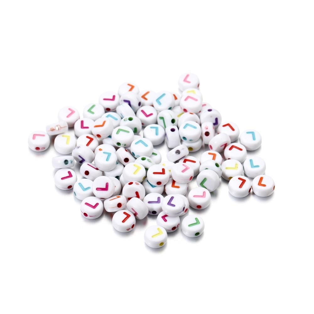 Color Letter Beads On White Background Acrylic English Letter Beads Plastic Round Bracelet Beads 26 Single Letter D