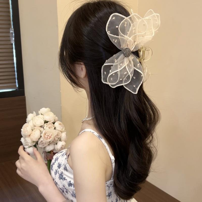 Pince à cheveux élégante en plumes - Design Nuage de Fée