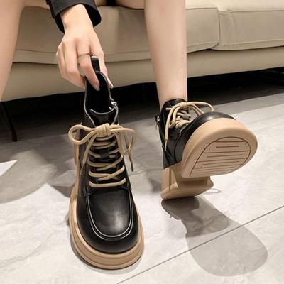 Plateausohlen-erhöhende Martin-Stiefel im britischen Stil für Damen, Herbst und Winter 2025, neue vielseitige kleine Kurzstiefel, Ritterstiefel, ins