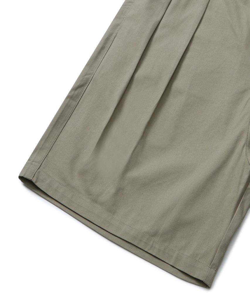 CONNECT KINLOCH Two-Tuck Half Pants (Light Khaki)