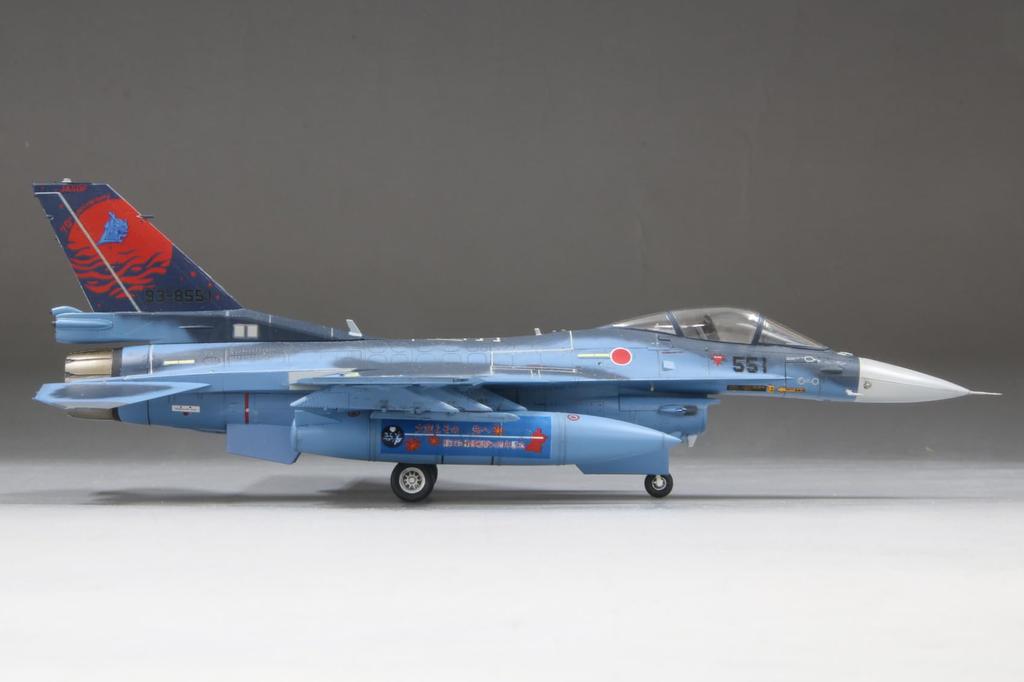 Seria de marcaje speciale pentru aeronave cu matriță fină, avion de vânătoare al Forțelor Aeriene, a 3-a escadrilă, a 70-a aniversare a Forțelor Aeriene, mașină de vopsit a 70-a aniversare a plasticului