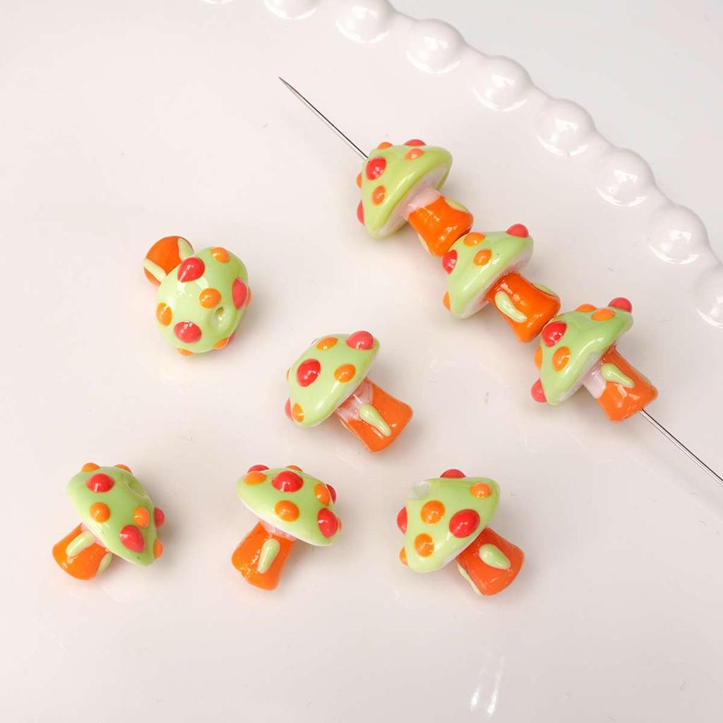1 pezzo [17x16mm] Perline a forma di fungo in Vetro Colorato Dipinte a Mano Perline Fungo Tridimensionali Accessori Fai da Te per Gioielli Fatti a Mano