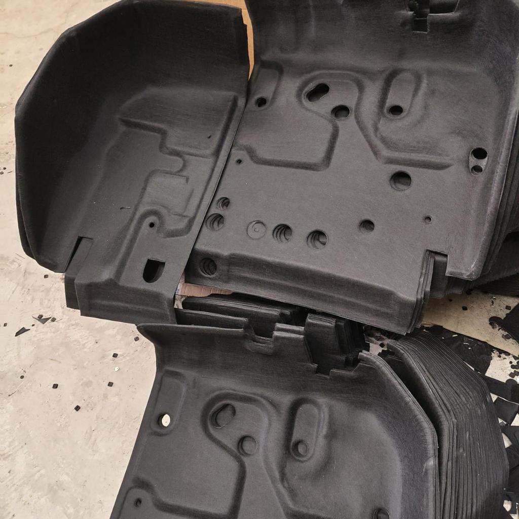 Versatile Forklift Lower Guard Sound & Heat Insulation with Vibration Damping Accessories