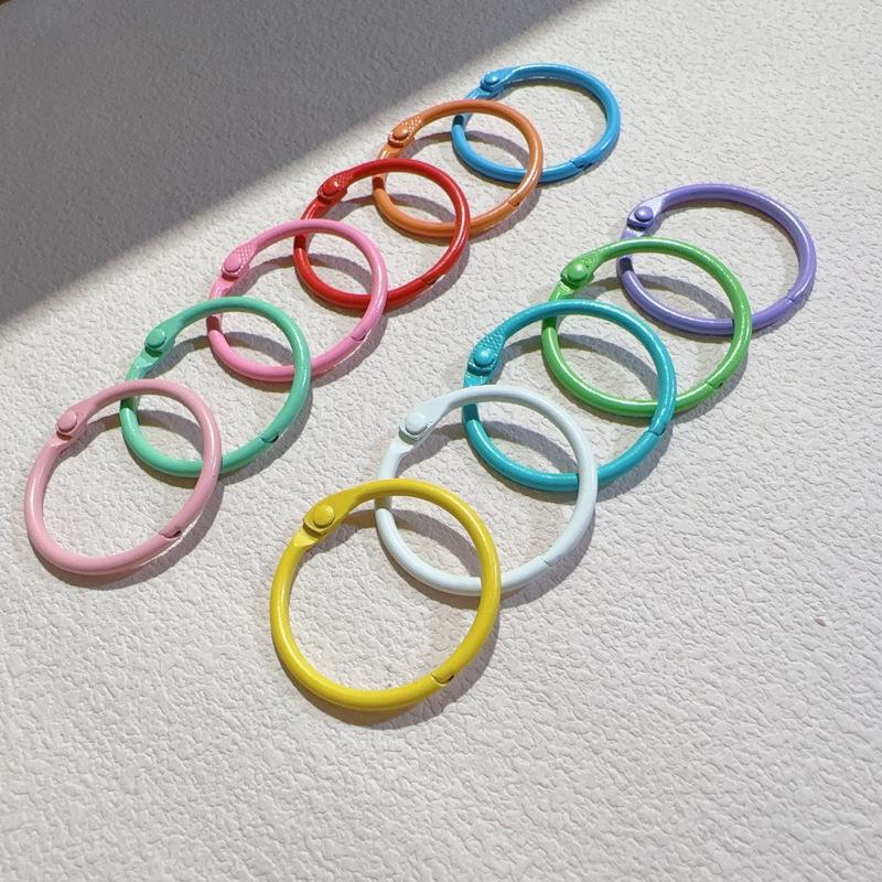 Baking Paint Color Keychain with Spring Buckle: DIY Box Bag Opening Alloy Accessory