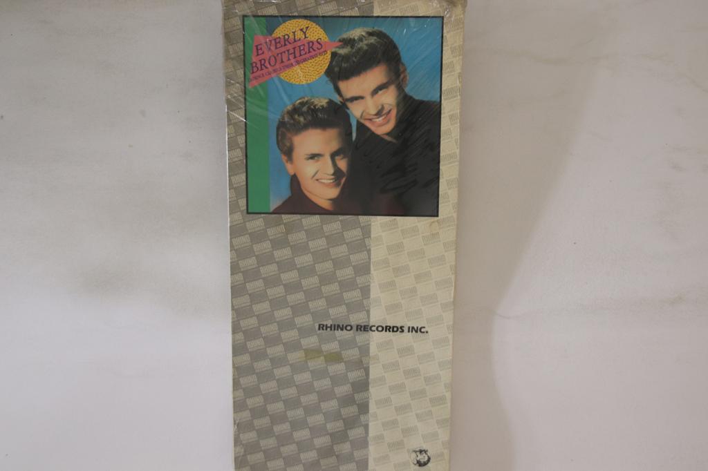 CD EVERLY BROTHERS - Cadence Classics - Their 20 Greates RNCD5258 RHINO US Rock Used