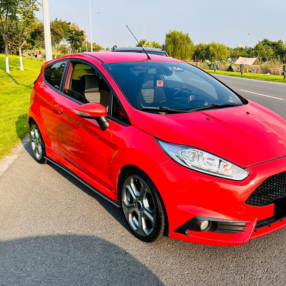 Ford Fiesta - Compact Side Skirts Body Kit