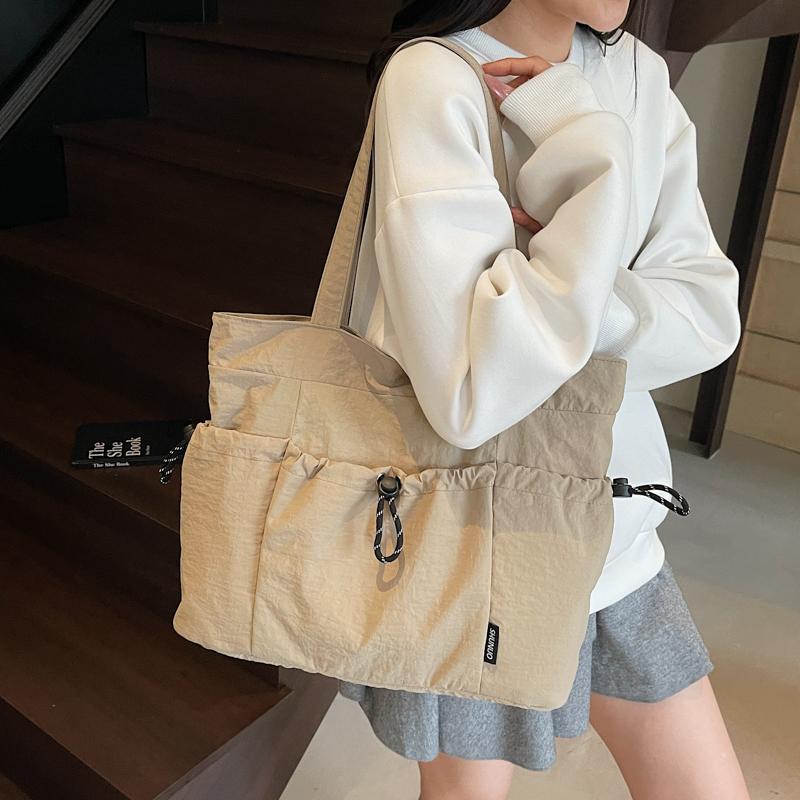 Commuting Large Capacity Nylon Bag Women's Multi-Pocket Shoulder Tote Bag Student Class Bag