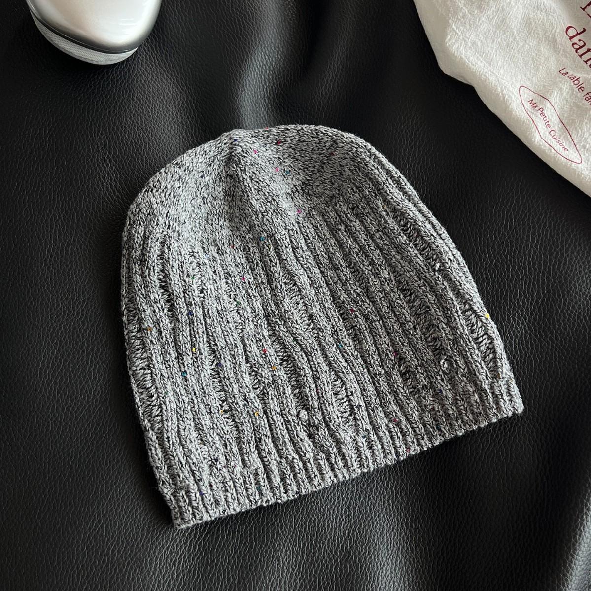 

Тонка трикотажна шапка-пуловер для жінок на весну та осінь, нішева шапка-біні, що показує обличчя, маленька сумка на голову, вовняна шапка one size