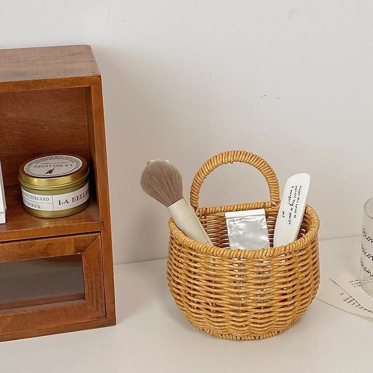 

1Pcs Storage Basket With Handle Cute Wall Hanging Woven Basket Kawaii Hanging Storage Basket Kitchen Sundries Organizer S