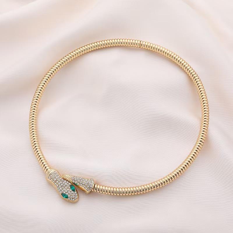 European & American Style Snake-shaped Choker Necklace - Creative Spirit Summer Jewelry for Women