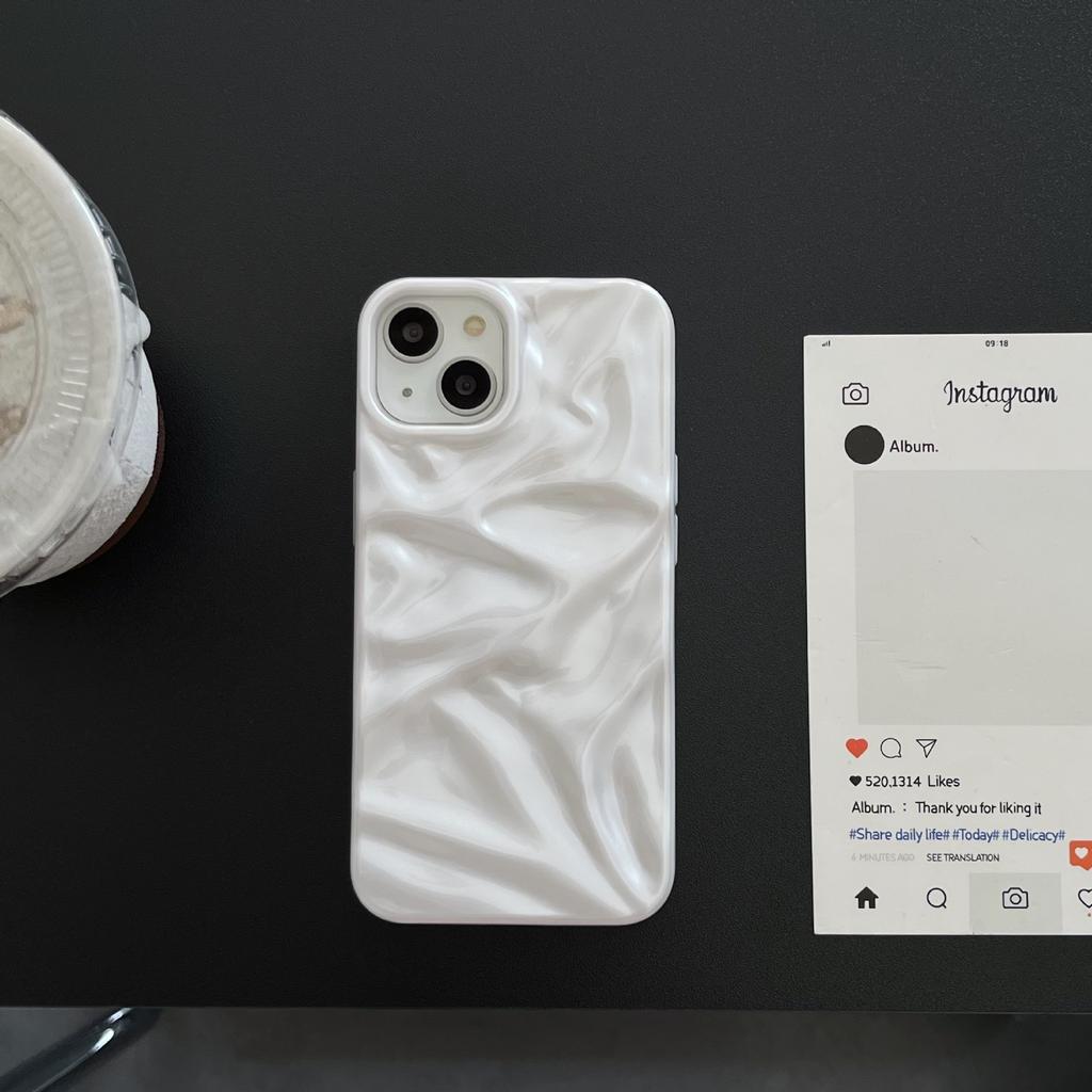 Three-dimensional high-end pearl white pleated pattern for iPhone17Pro max Apple 16 mobile phone case 15/14