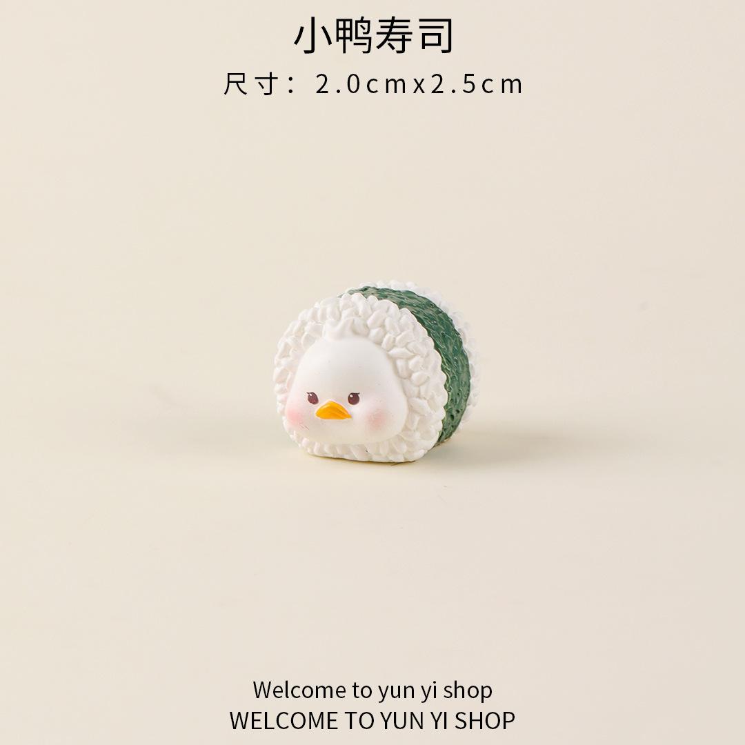 

Creative Resin Cartoon Cute Figurine Miniaturas Ornament Kawaii Animal Home Room Decor Figurines Desktop Decoration Accessories 5PCS