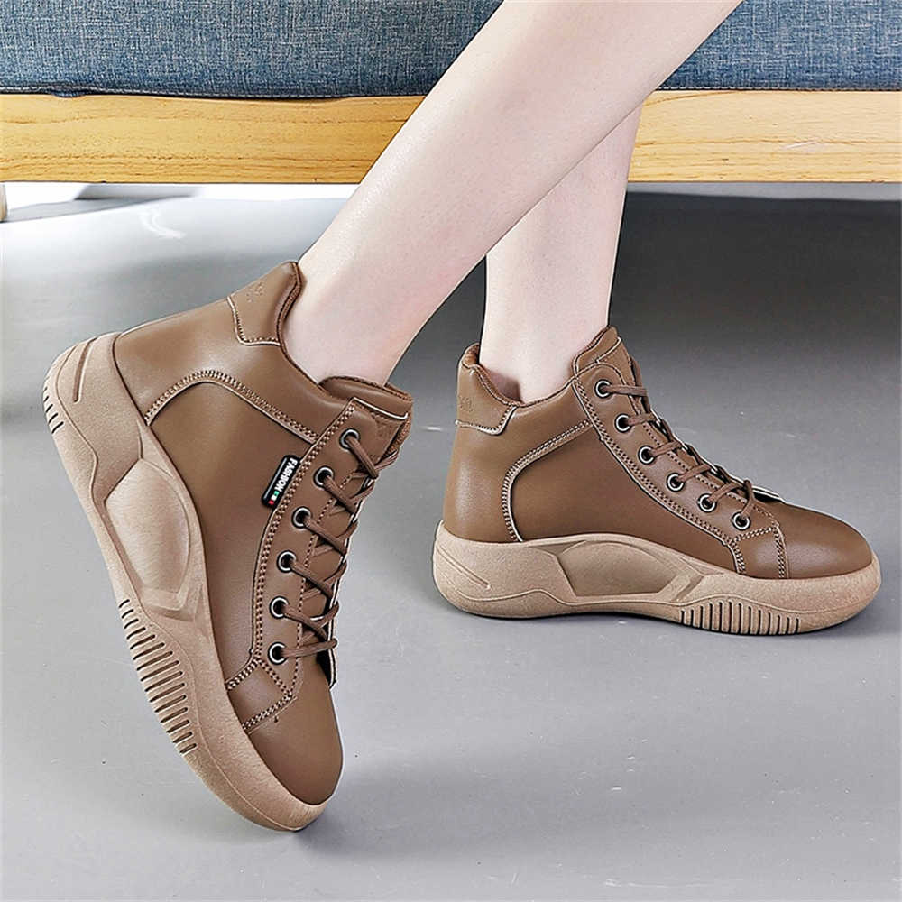 Dünner Absatz Erhöhung Höhe Damen Sneaker Luxusmarke Therapeutische Damen Sportschuhe Marken Tennis Frau Spezielle Verwendung