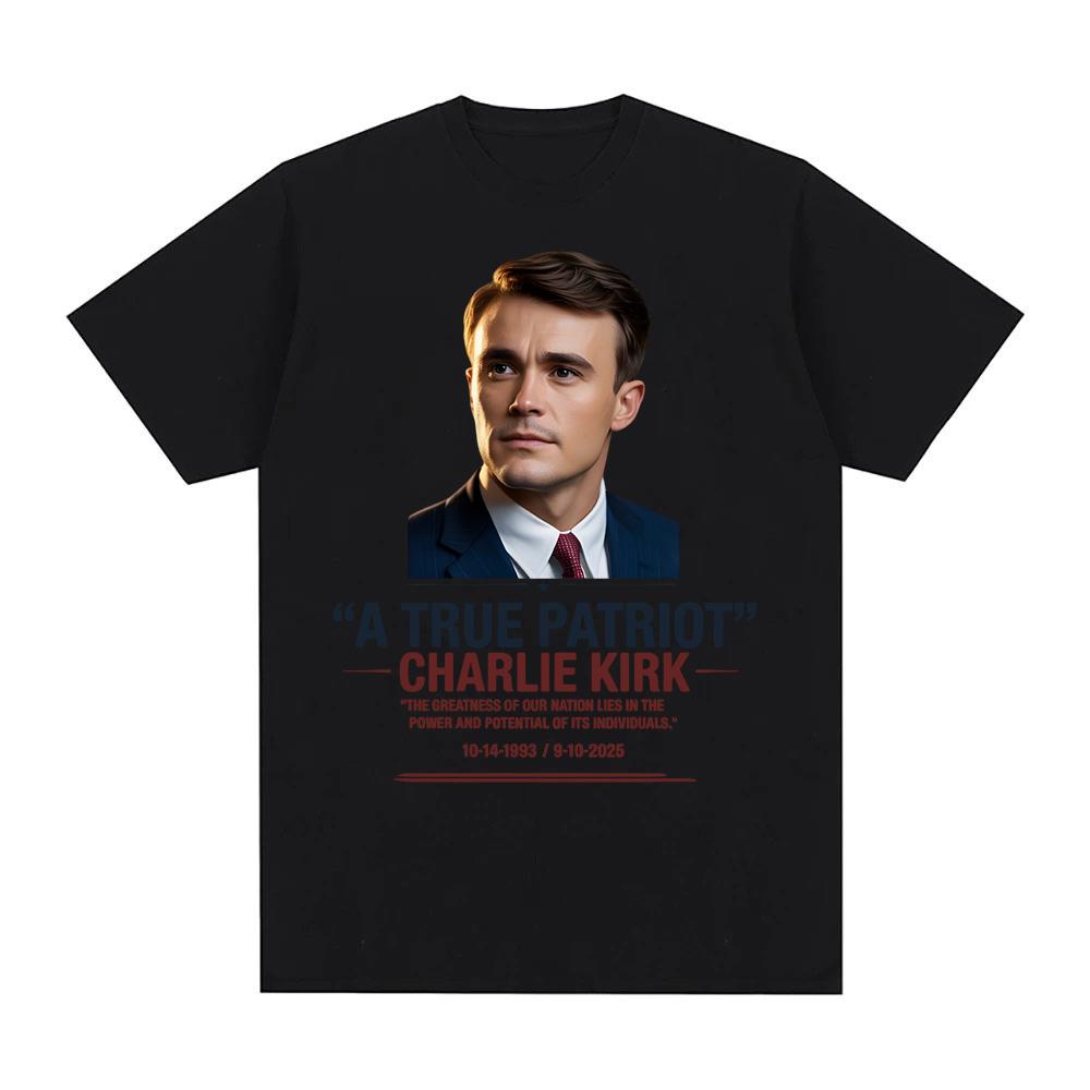 T-SHIRT "UN VRAI PATRIOTE" CHARLIE KIRK Unisexe T-shirt d'été Manches Femmes/hommes Décontracté T-shirt 100% coton Col rond T-shirts confortables