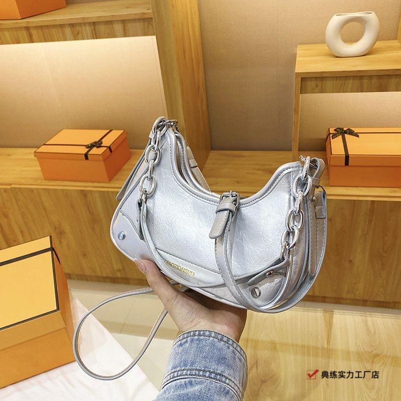 Underarm Bag Chain Fashion New Shoulder Premium Messenger Bag Black Silver Beige Temperament Mature