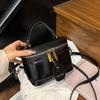 High-end Hand Held Small Square Bag, Fashionable and Casual Shoulder Bag, Niche Cross-body Box Bag