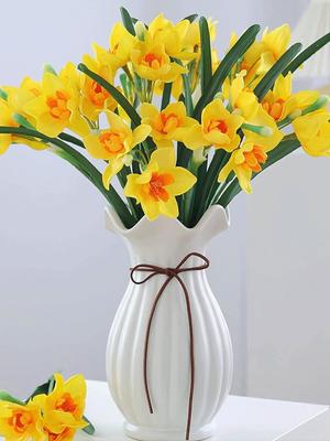 10 Pcs Daffodils Bouquets Silk Daffodils Flower for Home Garden Office Party Indoor Outdoor Balcony Wedding Porch DIY Flower Decor Silk Fake Flower