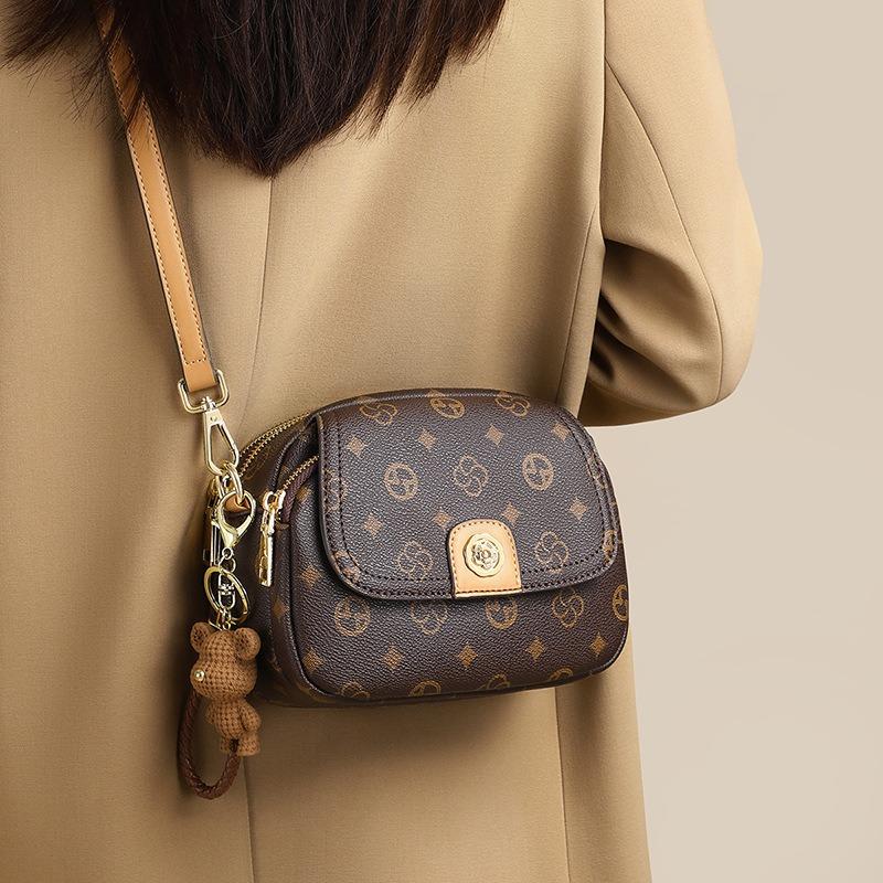 Bag Women's New Autumn and Winter Women's Bag Small Bag Messenger Bag Fashionable Light and Versatile Small Round Bag Luggage