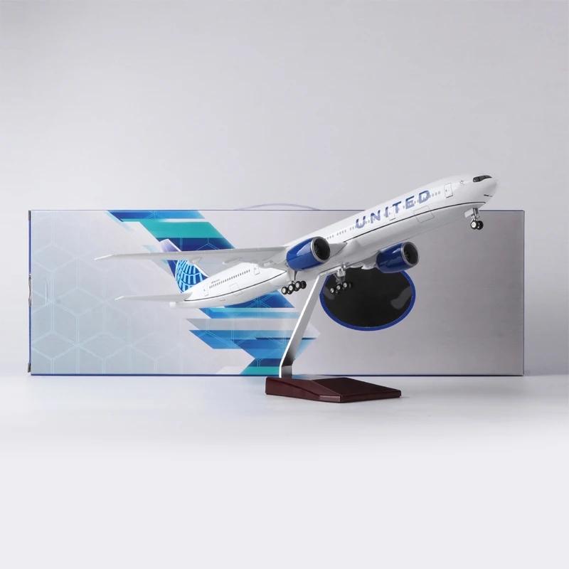 United Airlines Aircraft Model Airways 777 Aircraft Model Ornament Resin Material Decorative With Plane Model Gifts Collection