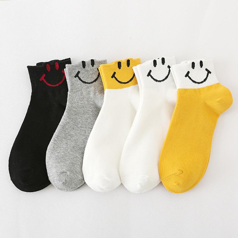 5/10 Pairs Comfortable Casual and Versatile Spring Summer Cartoon Smile Socks for Women Cute and Unique Boat Socks Cotton Short Socks