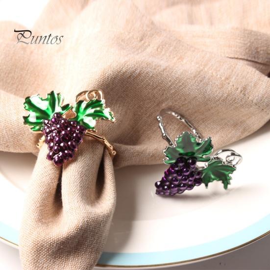 2Pcs Napkin Ring Refreshing Fine Workmanship Dining Table Supplies Summer Purple Grape Napkin Holder for Party