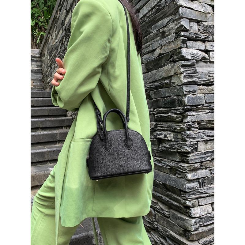 Advanced Niche Hand-held Shell Bag For Women New French Style Top Layer Cowhide Mini Single Shoulder Crossbody Bowling Bag