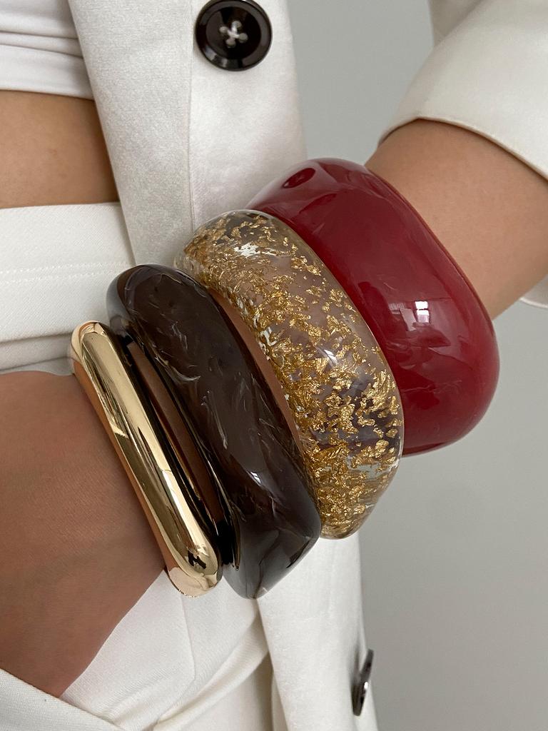 Ingemark 4 Styles Exaggerated Large Resin Acrylic Wide Bangles Women New Trend Thick Irregular Arm Bracelets Daily Y2K Jewelry