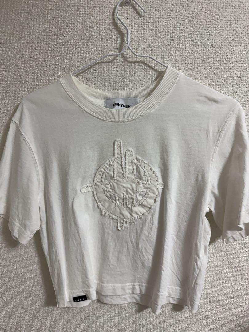 

[Б/У] Укороченная футболка ENHYPEN WORLD TOUR FATE