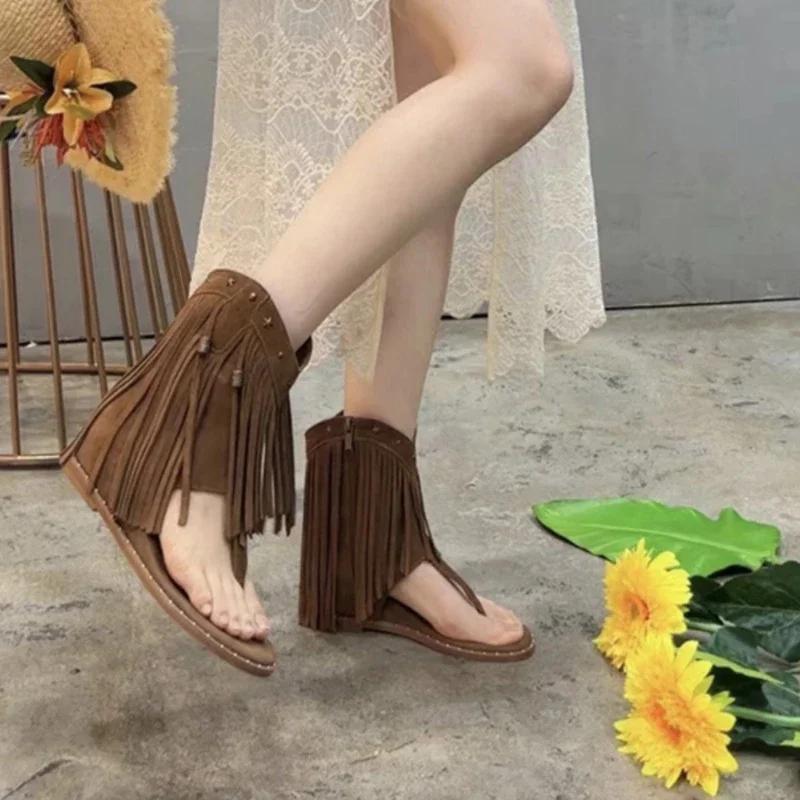Fashion Studded Sandals Women's Shoes Flip Flops Low Heel Tassel Summer Roman Shoes Luxury Corrective Toe Clip Boots New Style