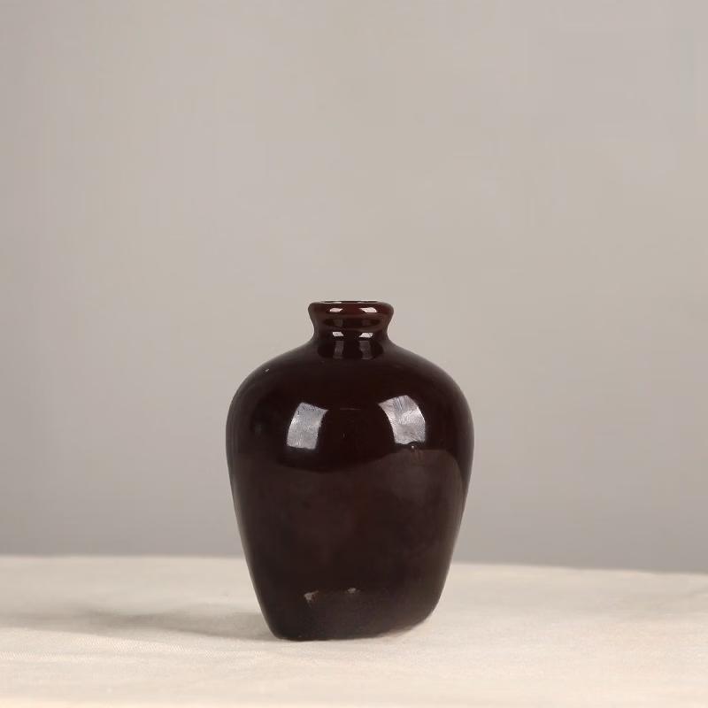 

Yixing Ceramic Wine Storage Jars with Wooden Stoppers (Set of 3)
