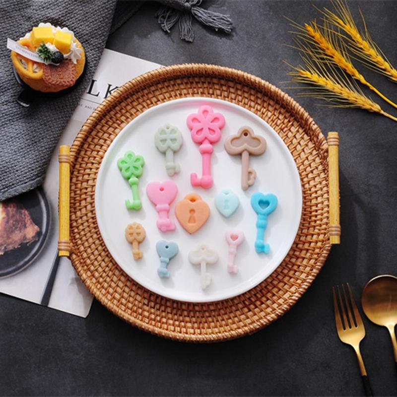Keys Shaped Chocolate Mold Ice Cube Mould DIY Candy Drip Mold Pudding Molds Fondant Moulds Perfect Gift for Baking Lover