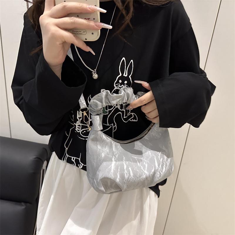 Bag 2025 Summer New Fashion Chain Messenger Bag French Simple Fashion Personalized Handbag Dumpling Bag