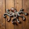 Gancho Decorativo para Abrigos de Pulpo de Hierro Fundido, Colgador de Metal Rústico para Ropa en Pared, Portarrollos para Toallas de Mano Náutico para Dormitorio Baño Cocina