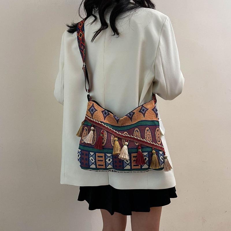 Spring and Summer New Medium Tassel Casual Retro Large-capacity Women's Shoulder Bag Crossbody Women's Bag
