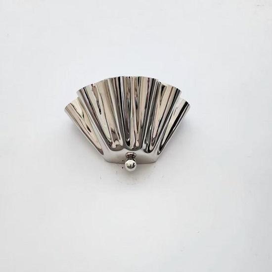 Half Flower Brass Wall Light – Handmade Floral Sconce for Bedroom Decor