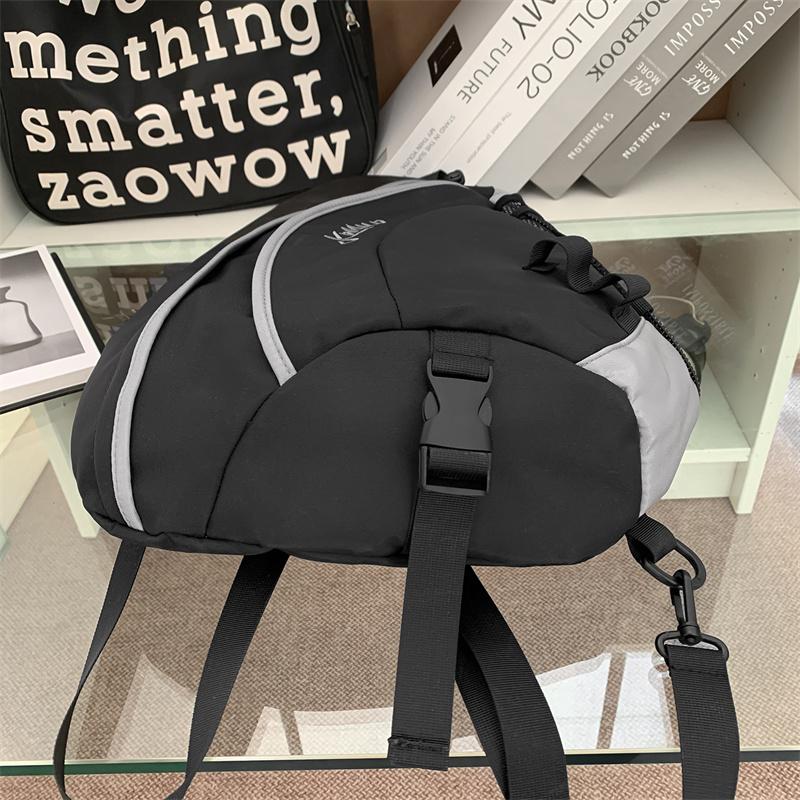 Retro Wasserabweisende Sport-Brusttasche mit großem Fassungsvermögen Studenten-Umhängetasche