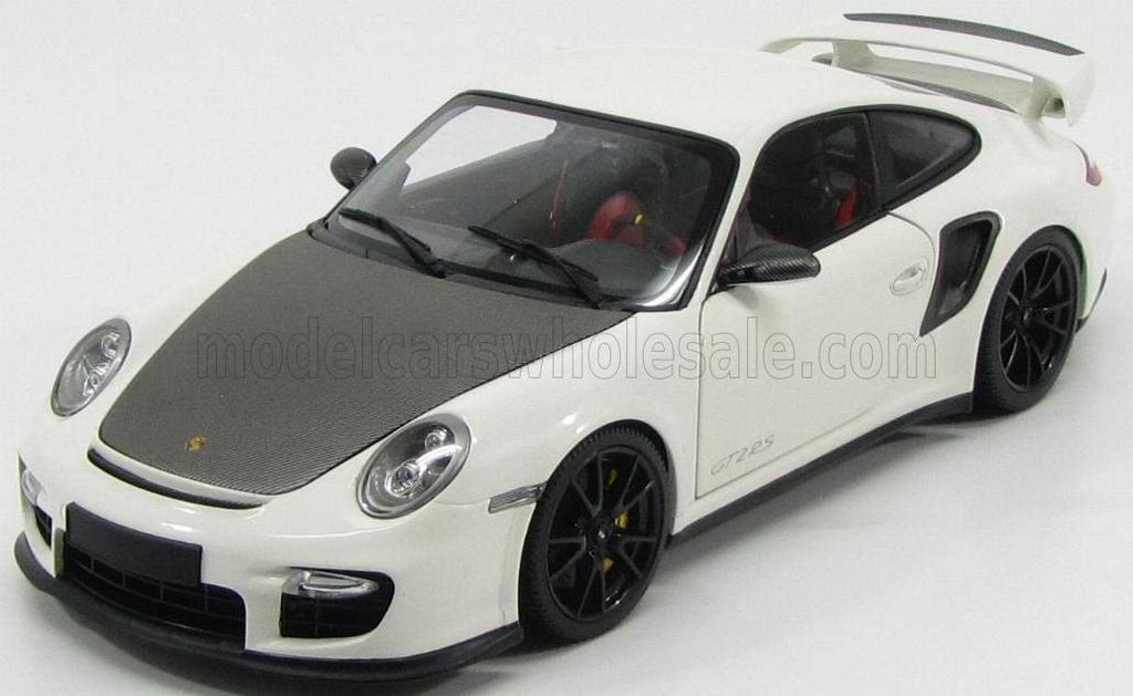 PMA Scale Porsche 911 GT2 RS 2011 White with Black Wheels 1/18 (Finished Product)