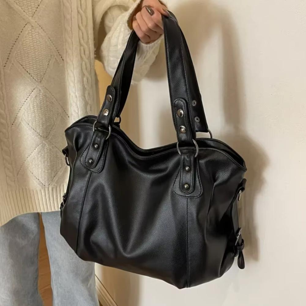 Female Hobo Handbag Large Capacity Soft Leather Shoulder Bags Big Stylsih Tote Bag Ladies Hobos Messenger Bags Women