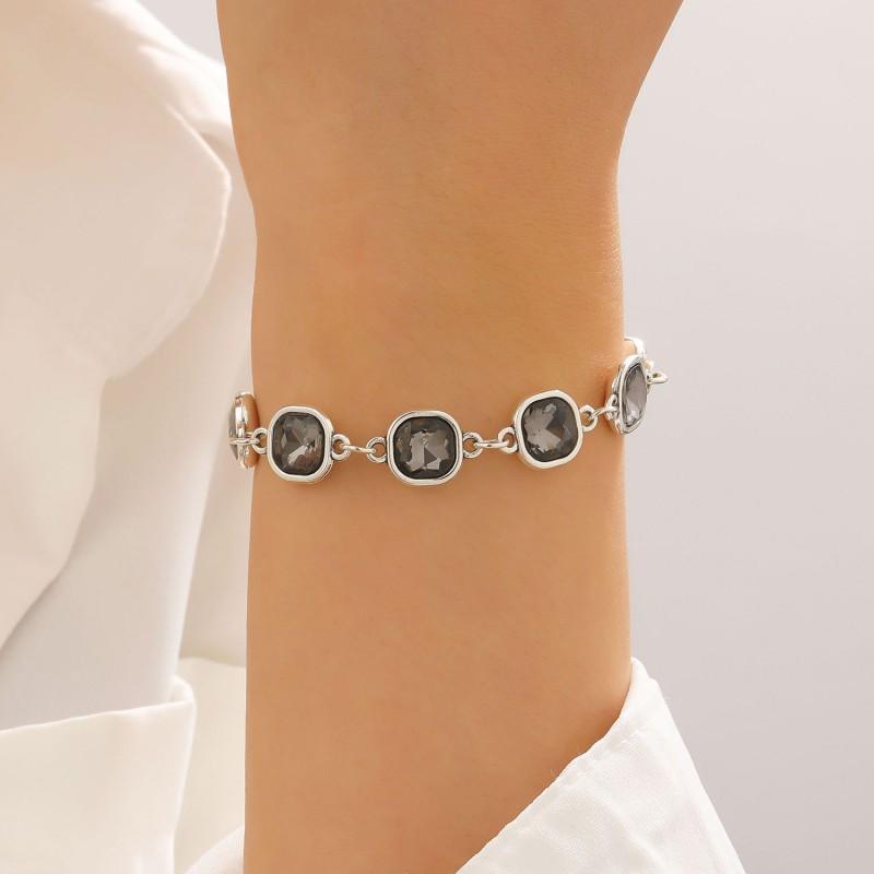 Y2K Sweet Cool Style Grey Square Crystal Earrings Necklaces Women Fashion Punk Simple Texture Bracelets Female Jewelry Gift