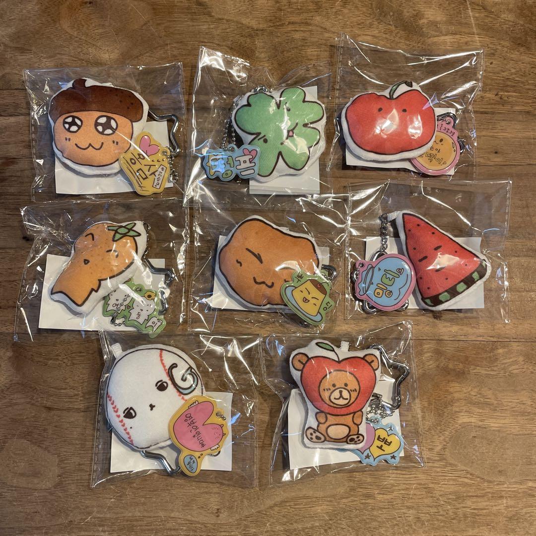 

[USED] ATEEZ Seoul Con Cushion Keyring Set of 8