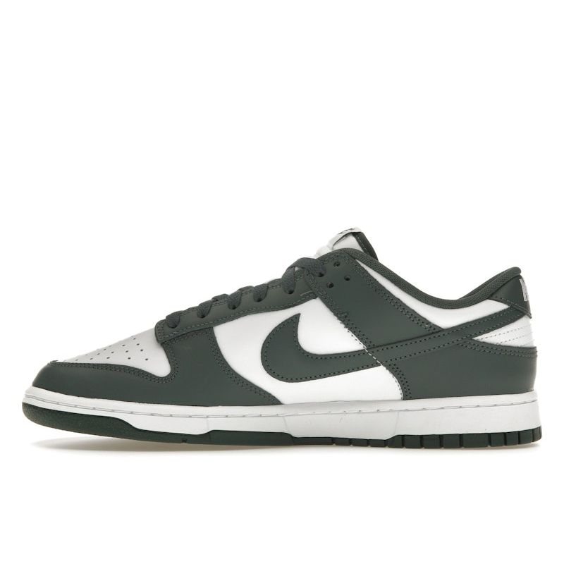 

Кроссовки унисекс Nike Dunk Low Vintage Green белые DV0833-111 EU 42.5